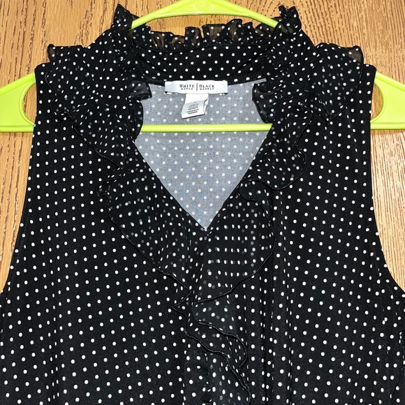 WHBM Women’s Black and White Polka Dot Ruffle Sleeveless Blouse Sz-L - Picture 2 of 6